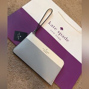 Kate Spade Cream Wristlet Clutch